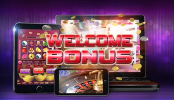 Czym jest bonus na start w kasynie online